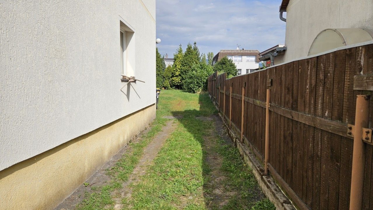 Rodinný dům se zahradou v obci Dubí, okr. Teplice., obrázek č. 3