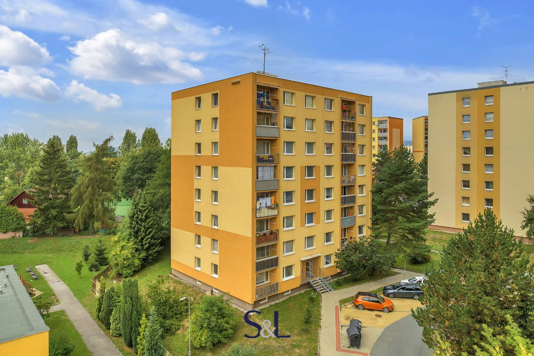 Prodej bytové jednotky o dispozici 3+1 s lodžií, 75 m2, v České Lípě, ulice Zhořelecká, obrázek č. 1