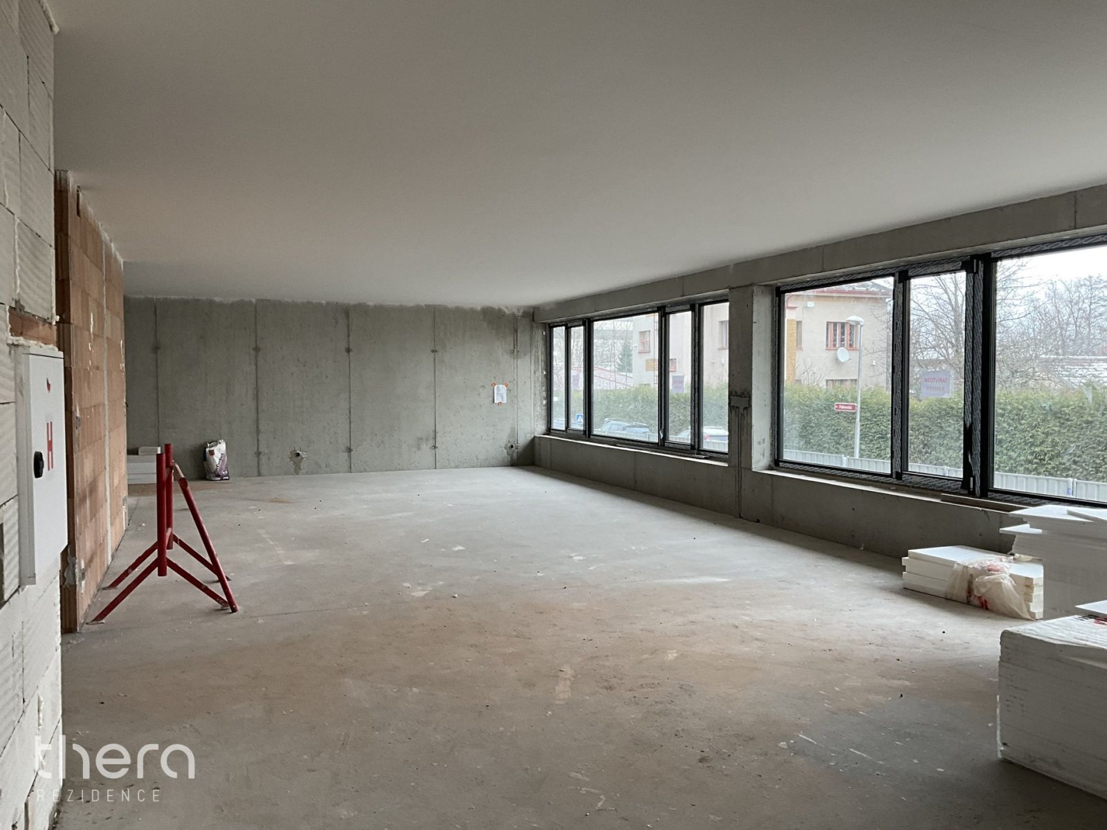 Prodej bytu komerčního prostoru (138,60 m2) v projektu Rezidence Thera, Kukleny - Hradec Králové, obrázek č. 2