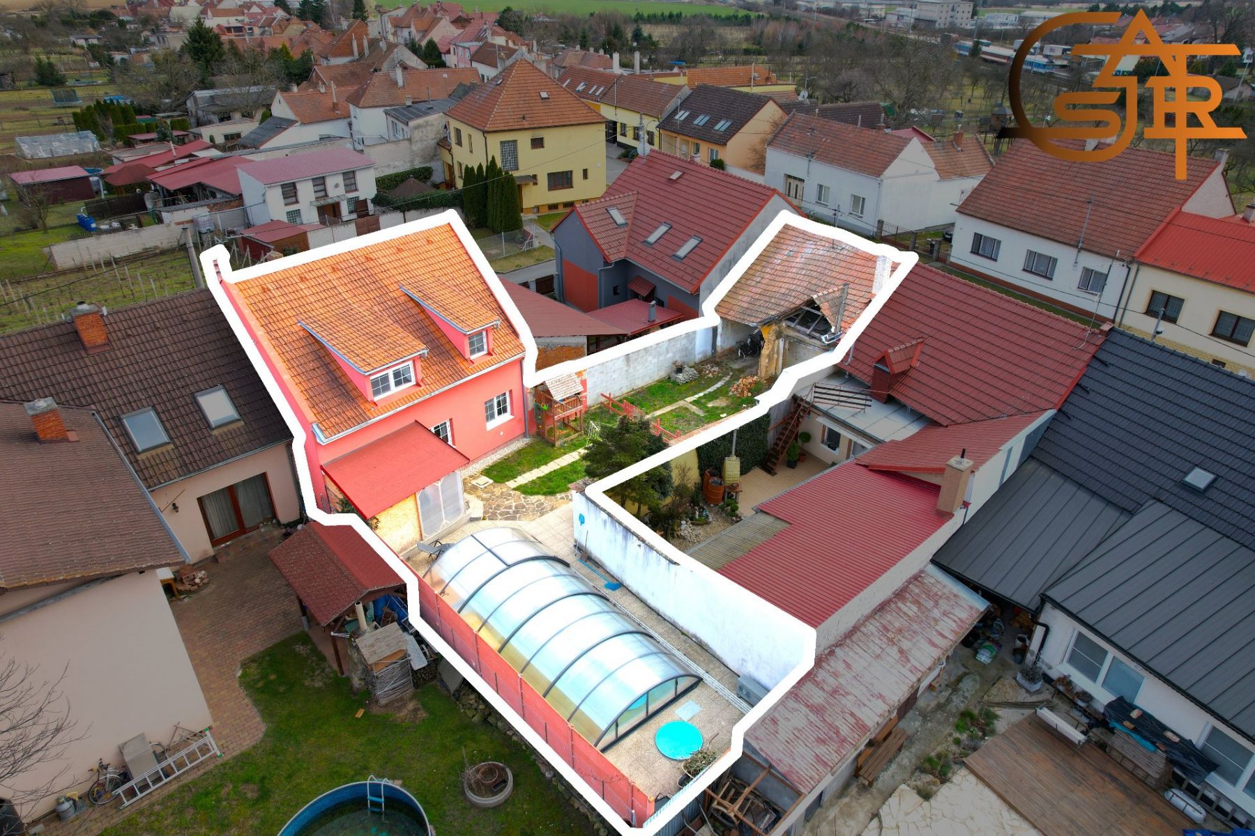 Prodej 2x Rodinné domy,  180 m2 + 90 m2 - Uherský Ostroh - Ostrožské Předměstí