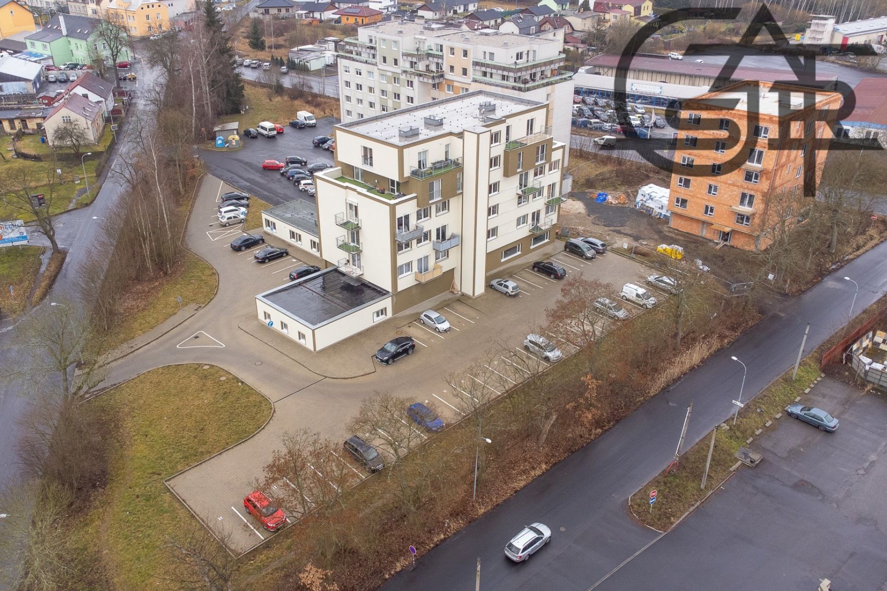 Prodej hezkého bytu 3+kk, 78 m s terasami o celkové výměře 26 m2 - Karlovy Vary, Bohatice
