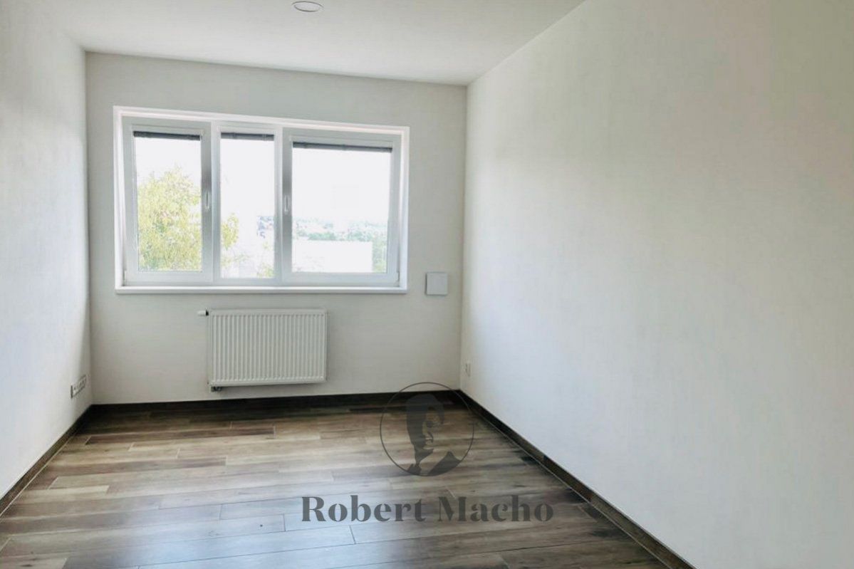 Pronájem bytu 2+kk, 65 m2, U Plynárny, Praha, obrázek č. 3