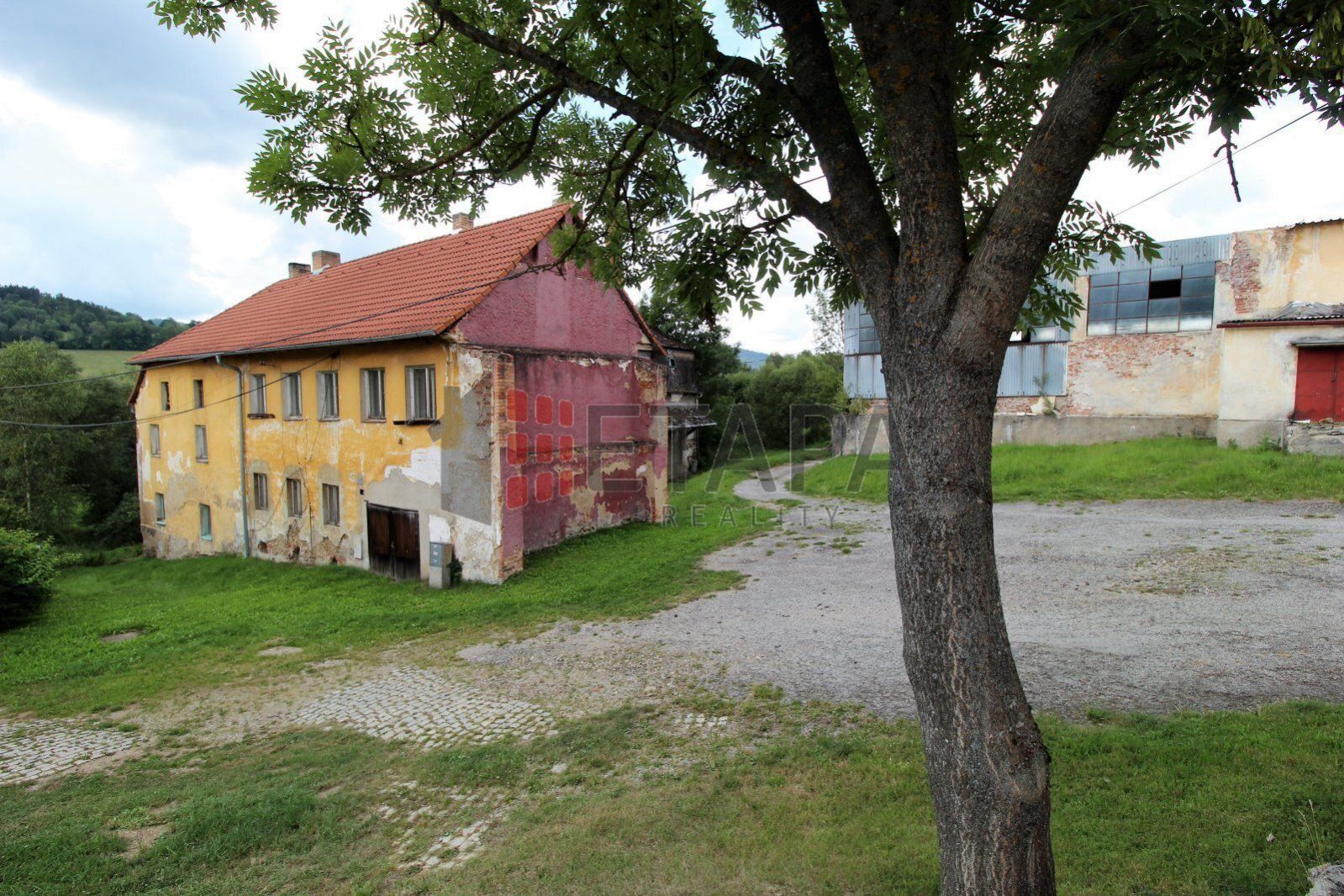Prodej sýpky s obytným domem v obci Ktiš - Pila., obrázek č. 3