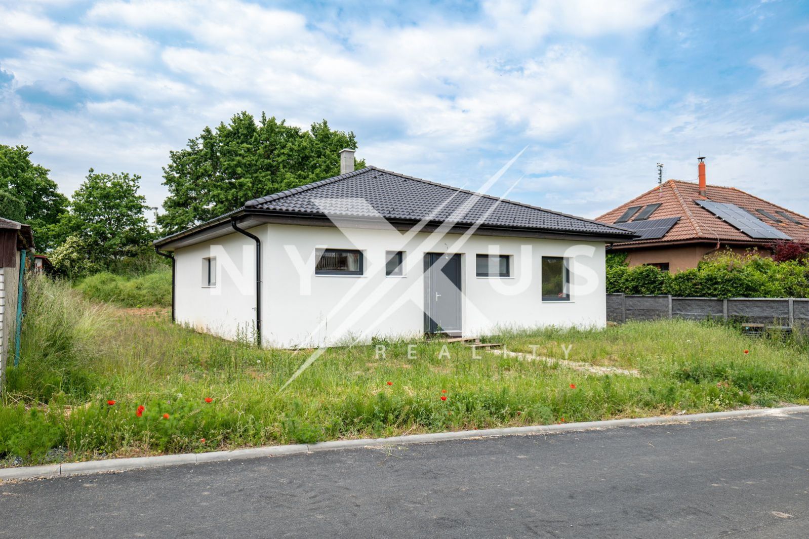 Prodej novostavby rodinného domu 4+kk, 104 m2, s pozemkem 753 m2, Doubravčice, obrázek č. 1
