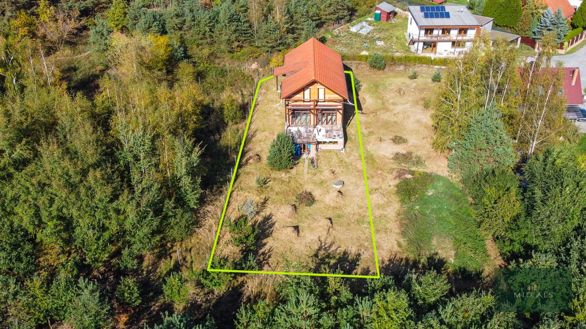 Prodej pozemku 906 m2 s hrubou stavbou rodinného domu ve Lhotě, Plzeň 10