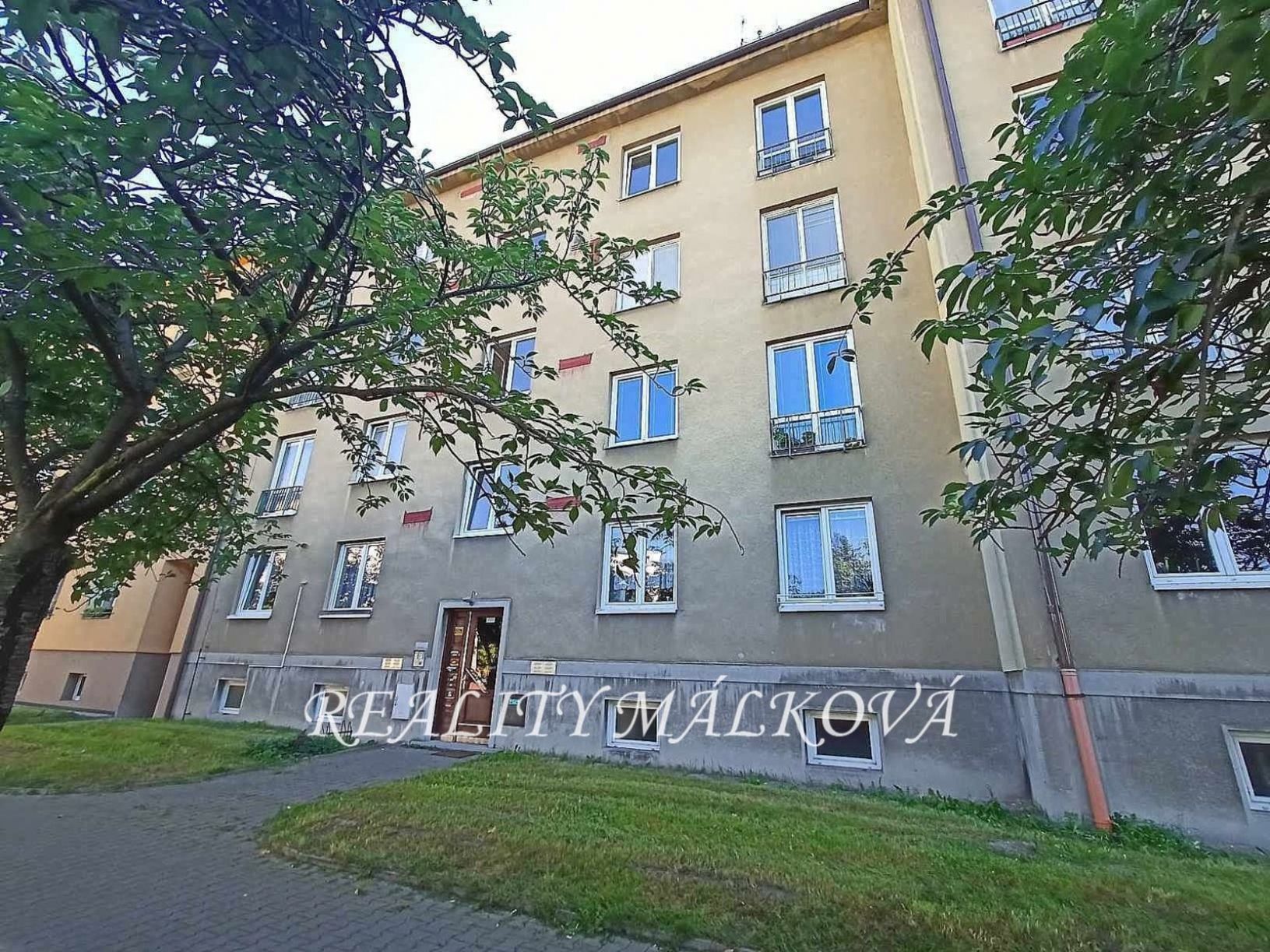 Prodej bytu 1+kk, 24 m2, cihla, zvýšené přízemí, Pardubice, Benešovo náměstí, obrázek č. 2