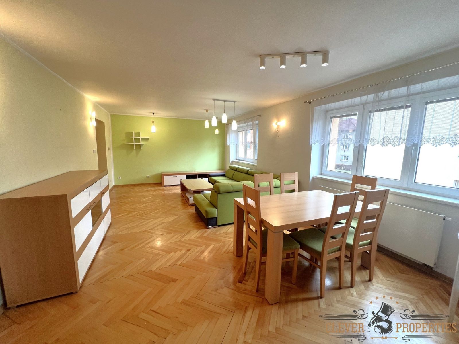 Pronájem byty 4+1, 115 m2 - Pardubice - Bílé Předměstí, obrázek č. 3