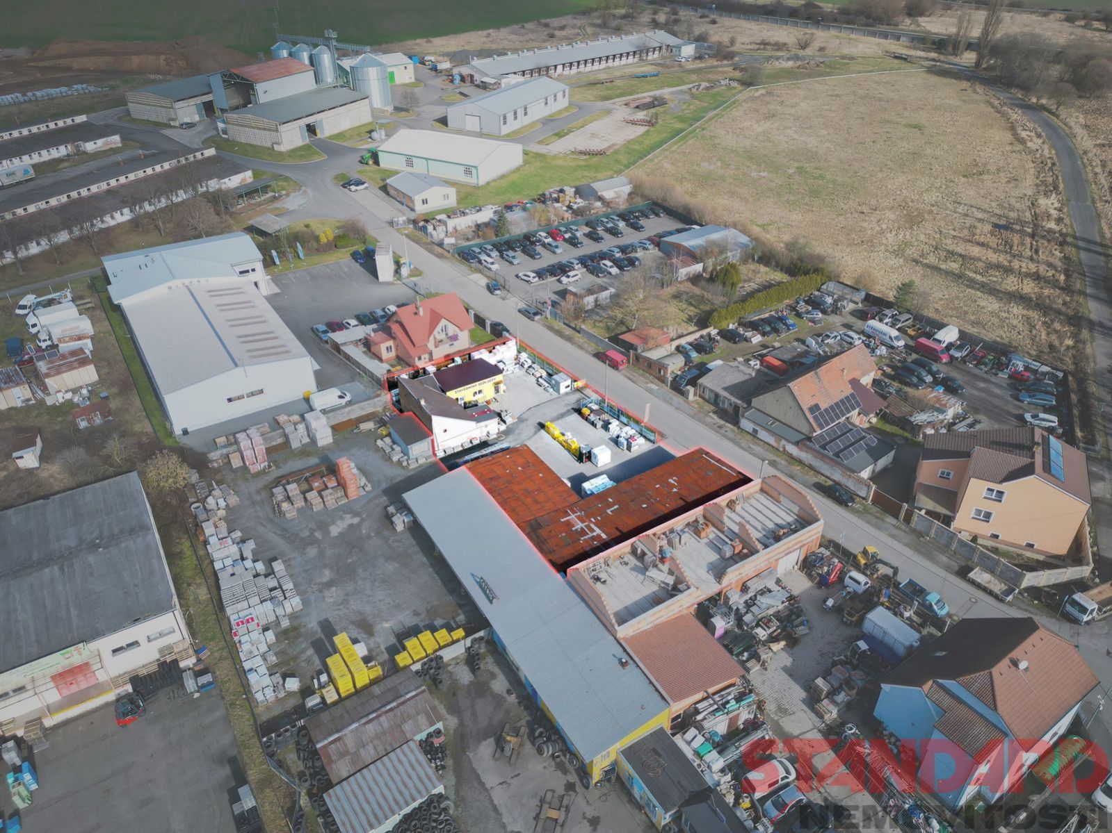 Prodej areálu v obci Litice u Plzně o celkové ploše 1221 m2, v bezprostřední blízkosti D5, obrázek č. 3