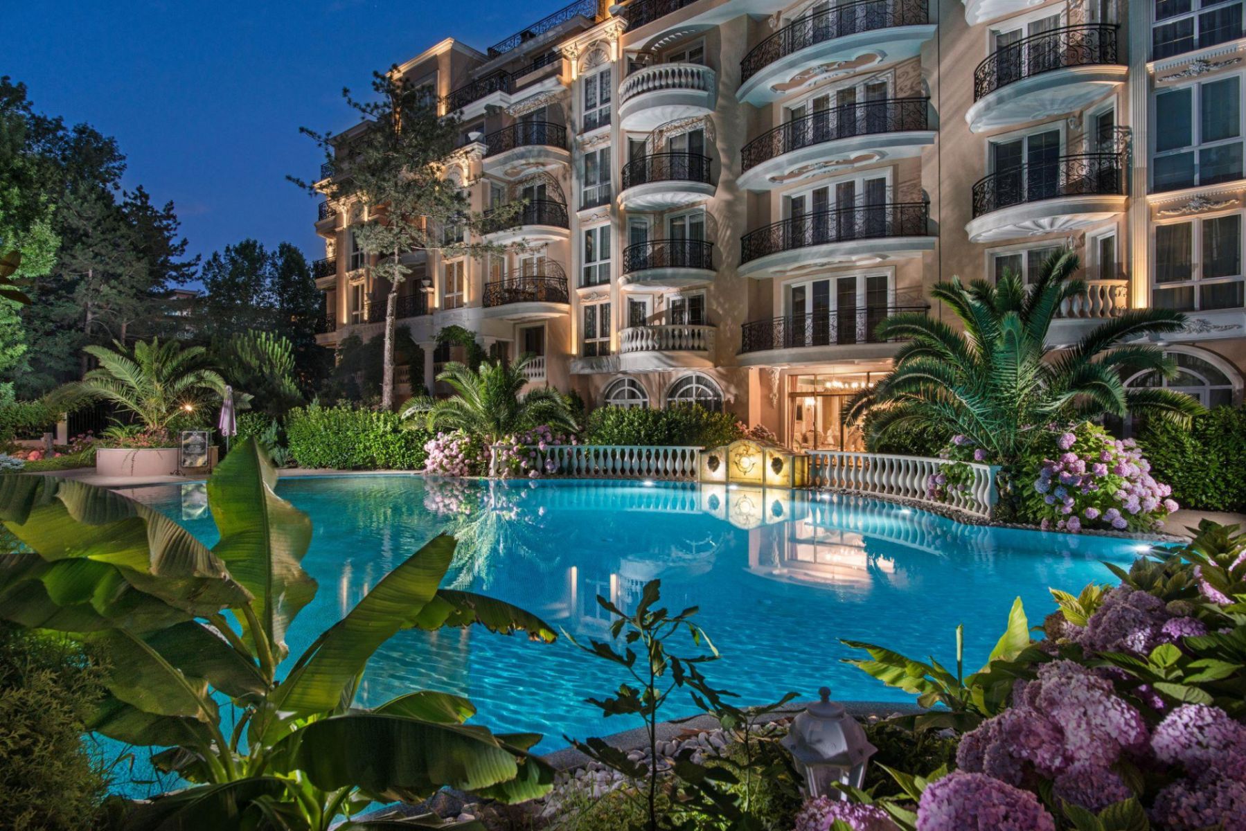 Luxusní 2 pokojový apartmán ve Venera Palace, 400 m od pláže, Slunečné pobřeží, Bulharsko, obrázek č. 1