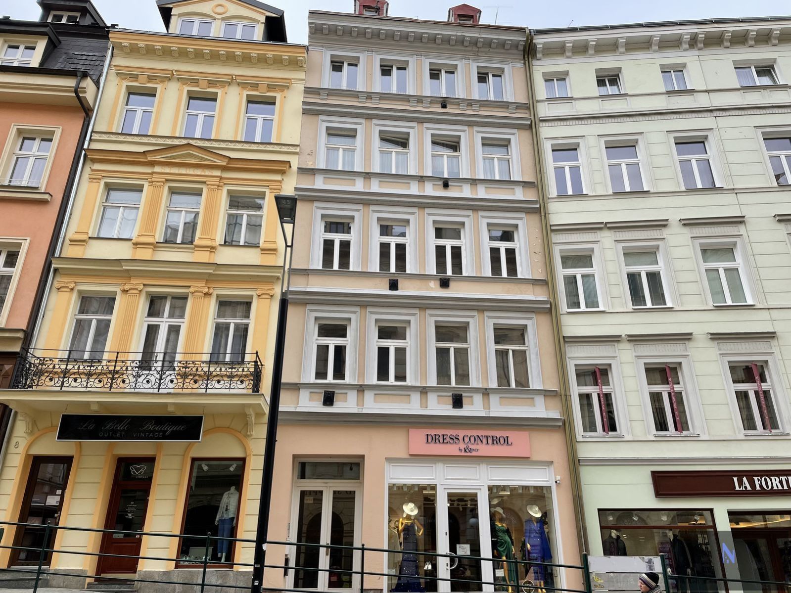 Pronájem kanceláře, ulice Lázeňská, Karlovy Vary, obrázek č. 2