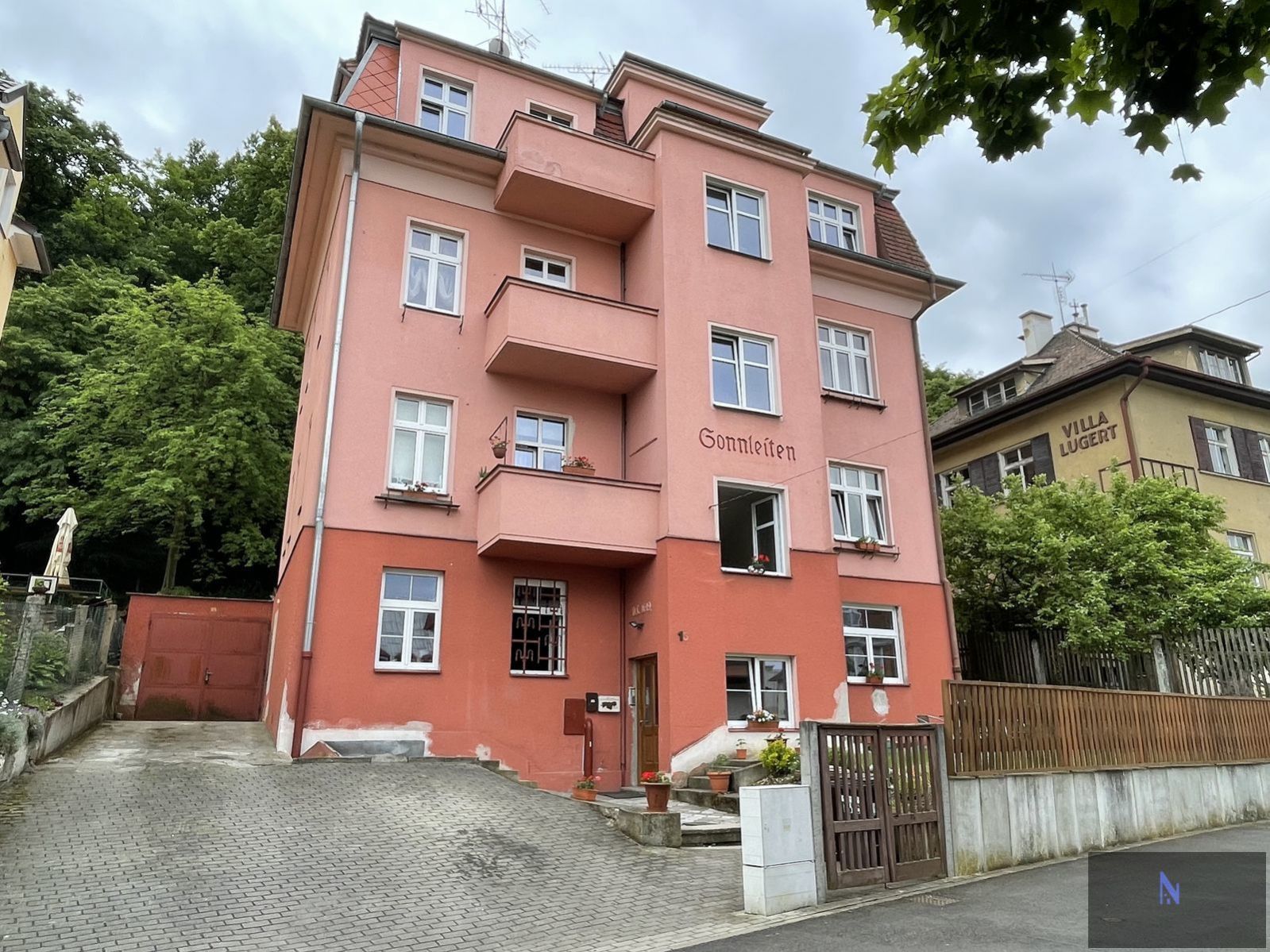 Prodej bytu 3+1 ve vile, centrum, balkon, zahrada, ulice Chelčického, Karlovy Vary - Tuhnice, obrázek č. 1