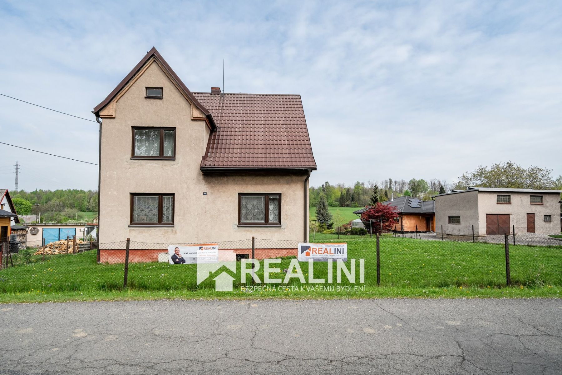 Prodej prostorného rodinného domu o velikosti 200m2 v Kojkovicích, obrázek č. 1