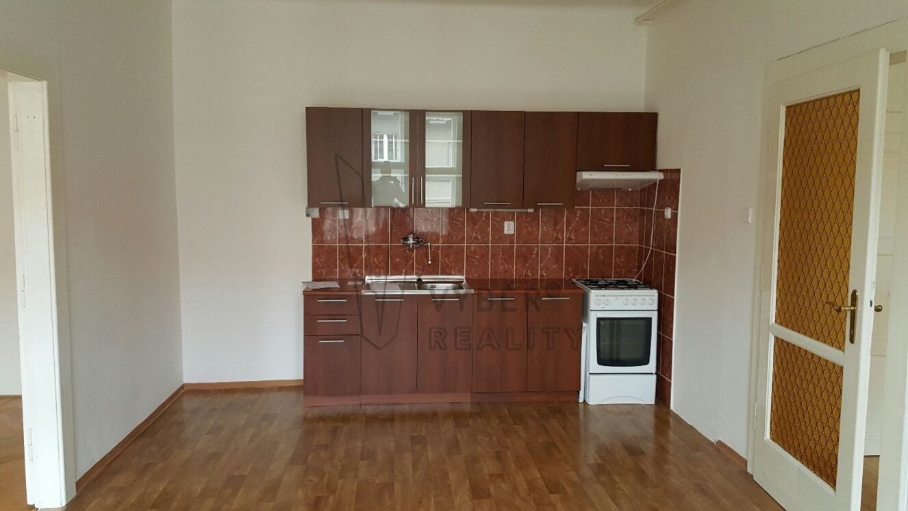 Prodej bytu 2+kk, OV, 58 m2, ul. Buzulucká, Praha 6 - Dejvice, obrázek č. 2