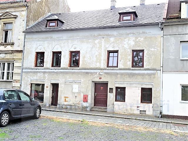 Prodej bytového domu v centru Šluknova
