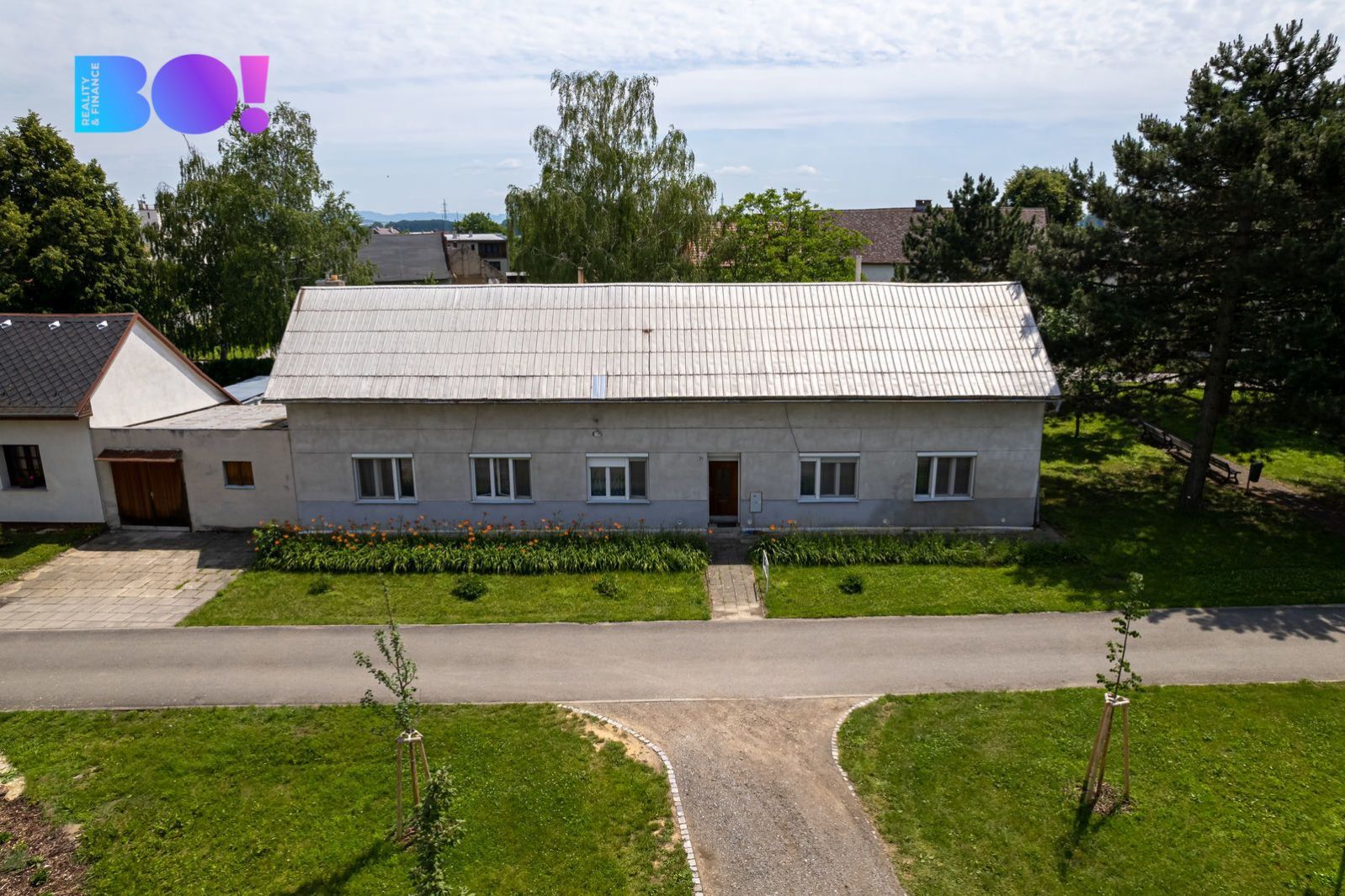 Prodej rodinného domu 6+1, Kyselovice, obrázek č. 1