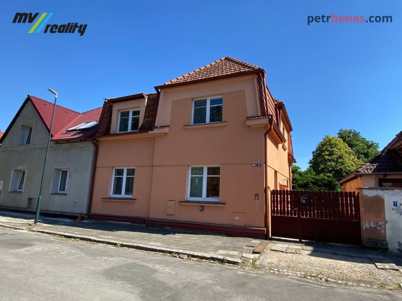 Lysá nad Labem, prodej rodinného domu 2x 2+1 - 166,7 m2, pozemek 782 m2, obrázek č. 1