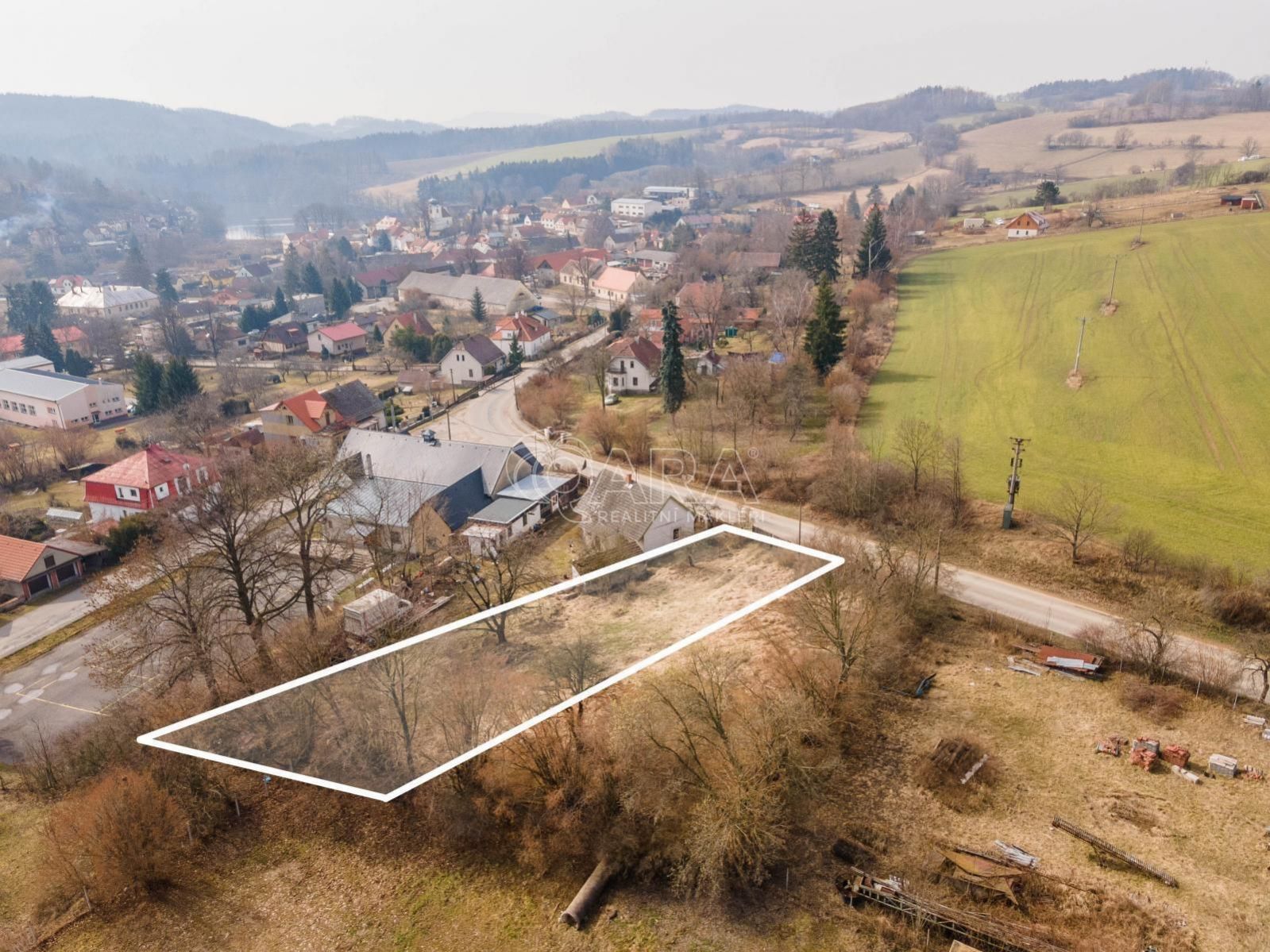 Prodej stavebního pozemku (792 m2) v Postupicích u Benešova!, obrázek č. 2