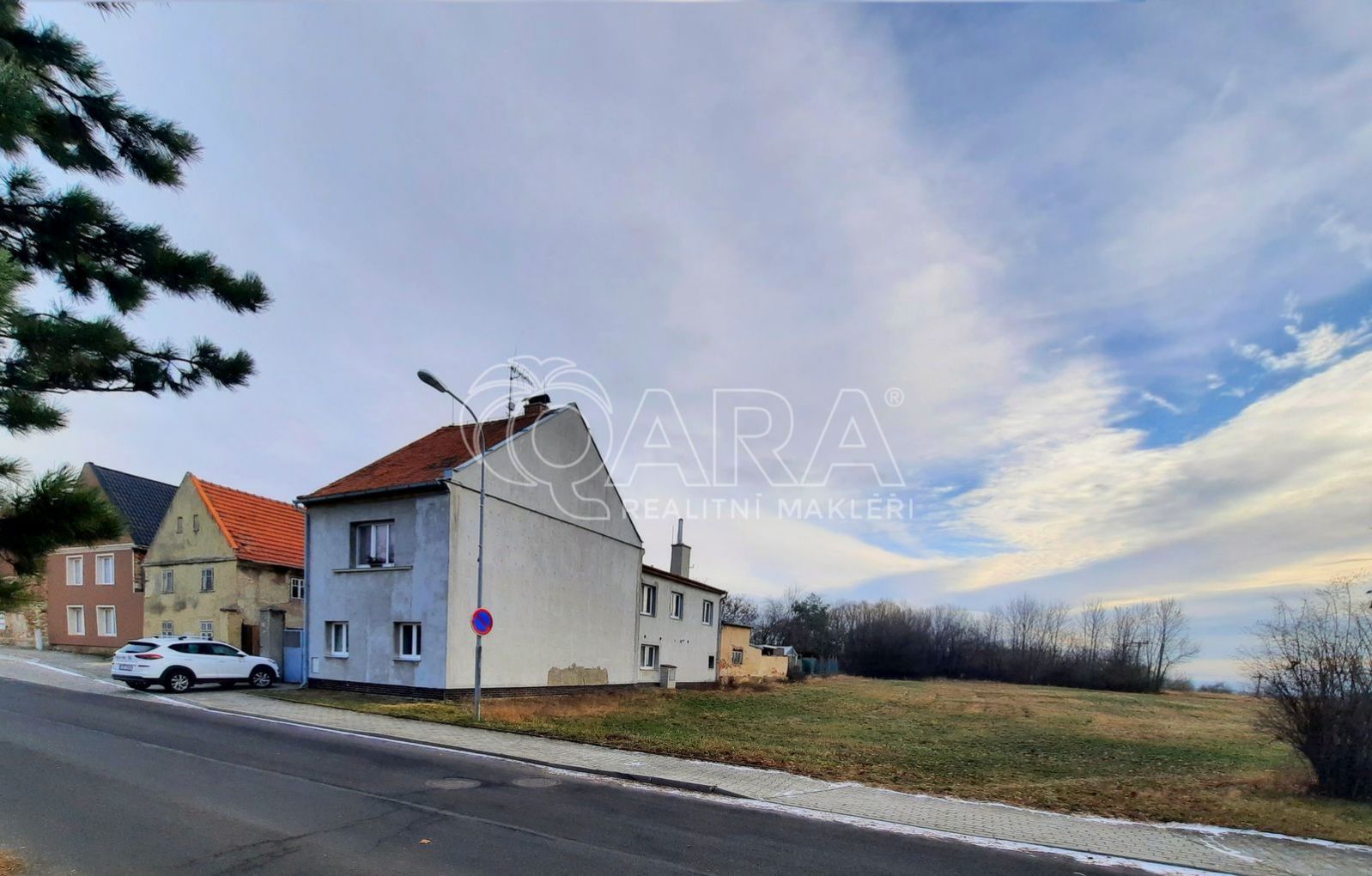 Prodej dvougeneračního rodinného domu, Hrušovany u Chomutova, obrázek č. 1