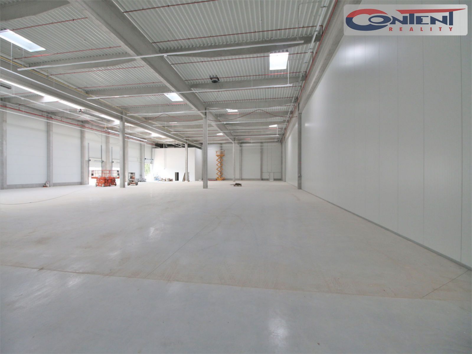 Pronájem skladu / výrobních prostor 7.600 m2, Pardubice, obrázek č. 2