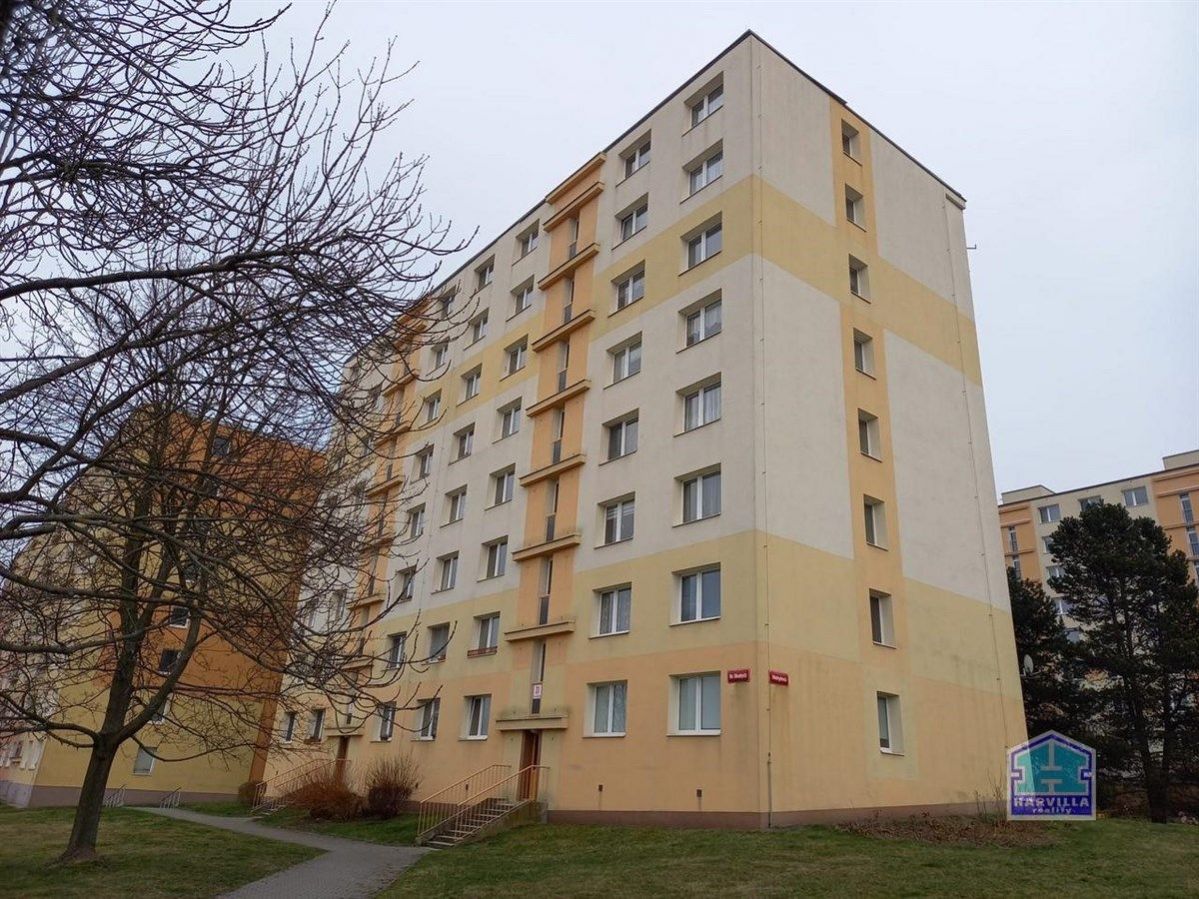 Panelový byt 1+KK Plzeň - Doubravka, Na Dlouhých, obrázek č. 1