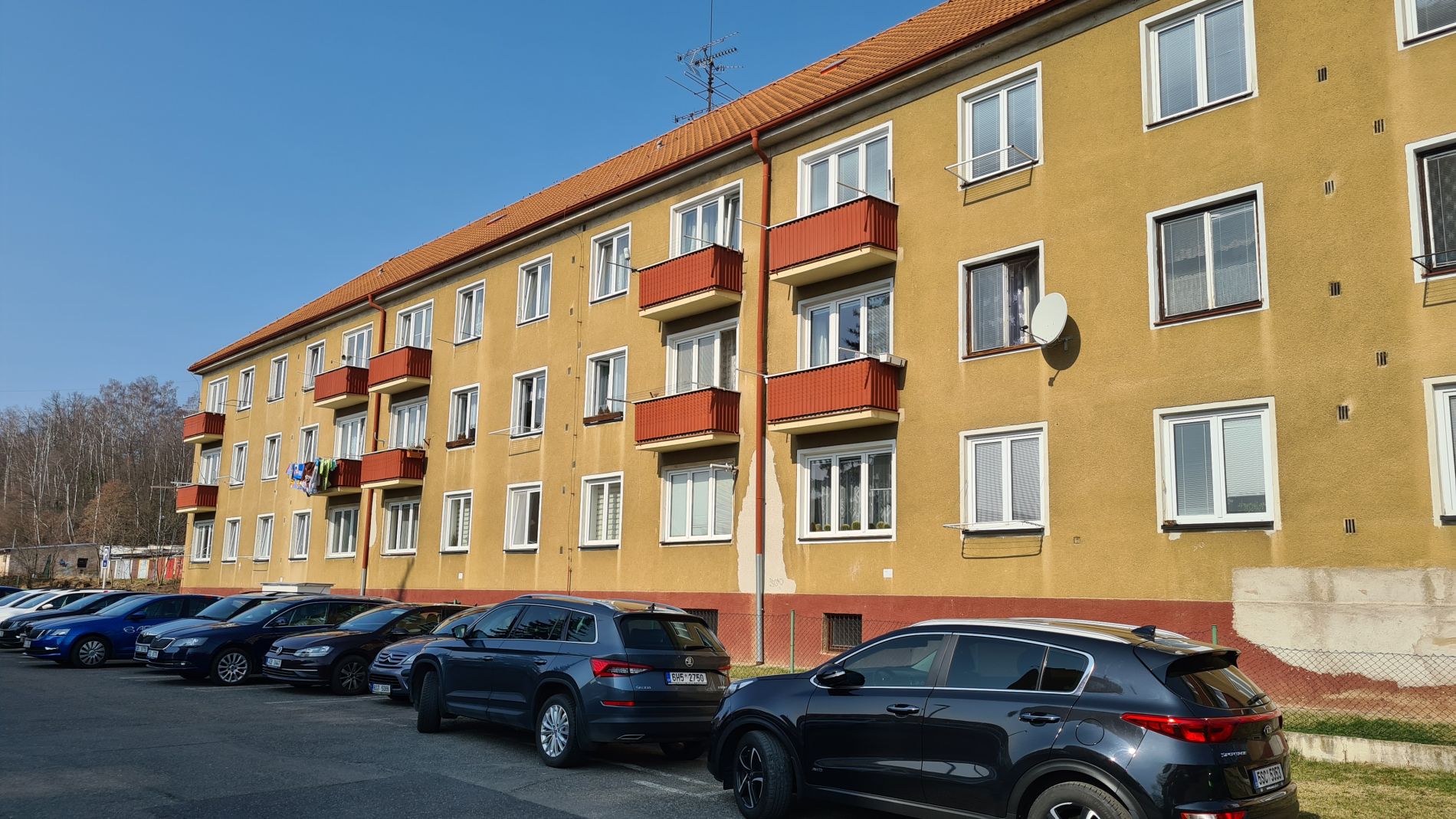 Prodej  cihlového bytu v os. vl. 2 + 1 v Příbrami VII, ul. Březohorská, obrázek č. 1
