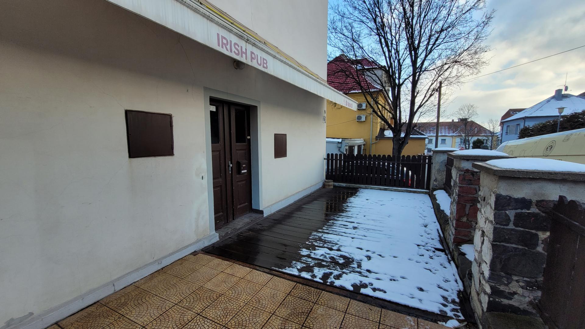 Exkluzivně-Pronájem bytu 2+1 v ul.J.Š.Baara 1554 v Mostě+parkovací místo!, obrázek č. 2